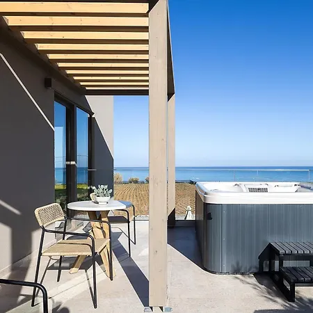 Aya - Coastal Villa, Minimalist Elegance By Etouri 斯泰洛米诺斯
