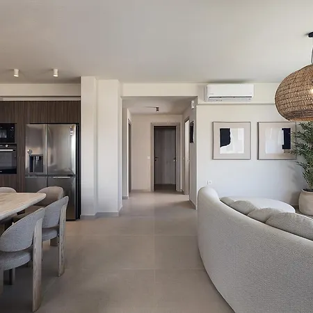 Villa Aya - Coastal Villa, Minimalist Elegance By Etouri *