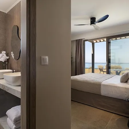 Aya - Coastal Villa, Minimalist Elegance By Etouri Stavromenos (Rethymno)
